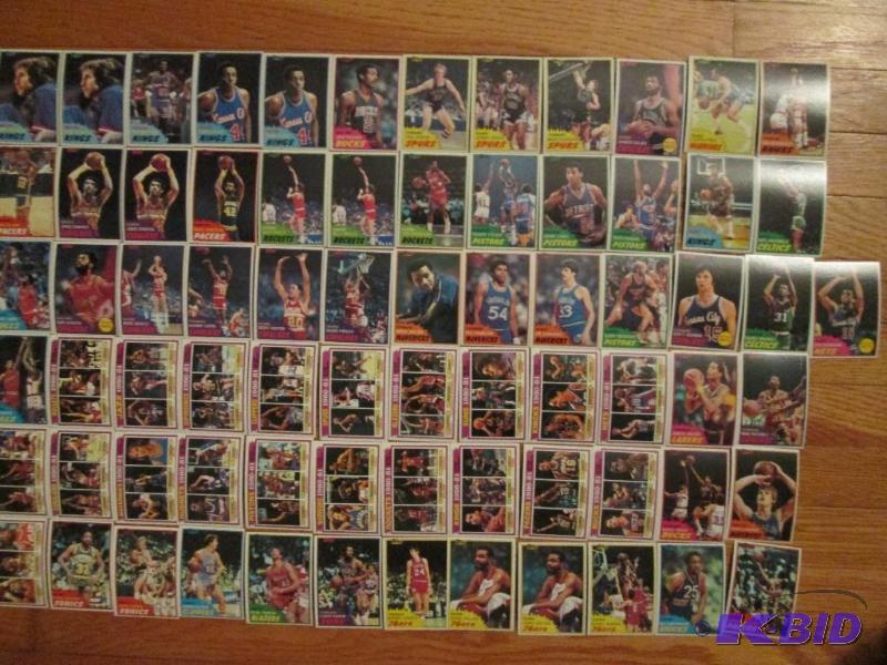 lot 46 image: 1981 - 1982 Topps basketball cards, approx. 7...