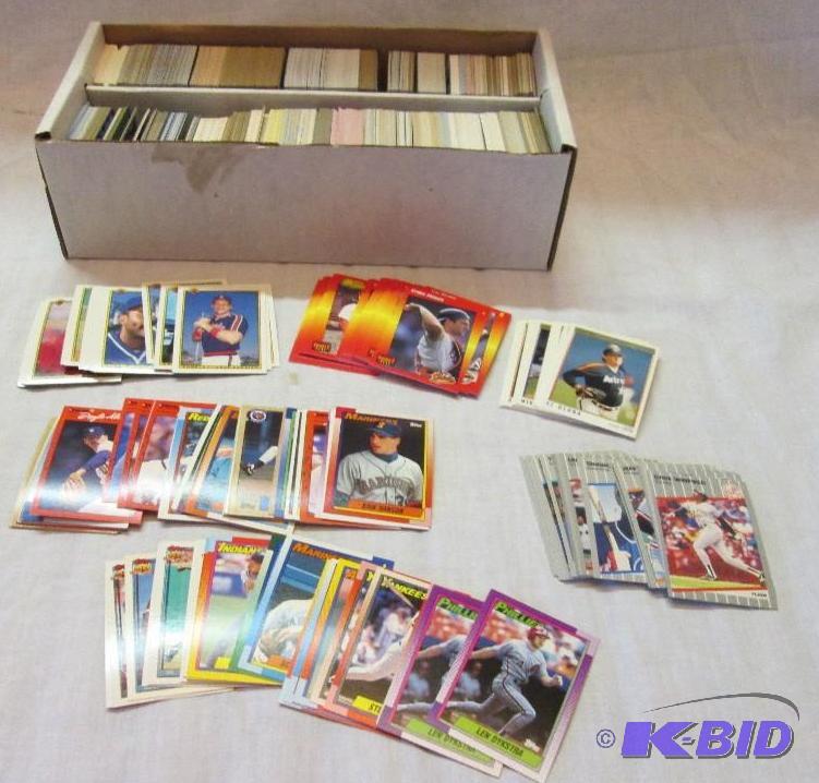 lot 64 image: Box of assorted baseball cards, 1983 - 1992...