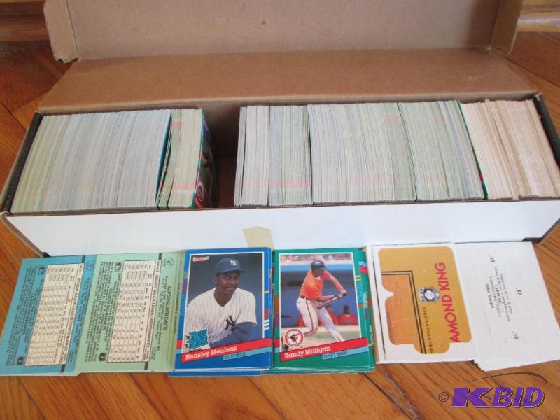 lot 87 image: Box of 1991 Donruss baseball cards...