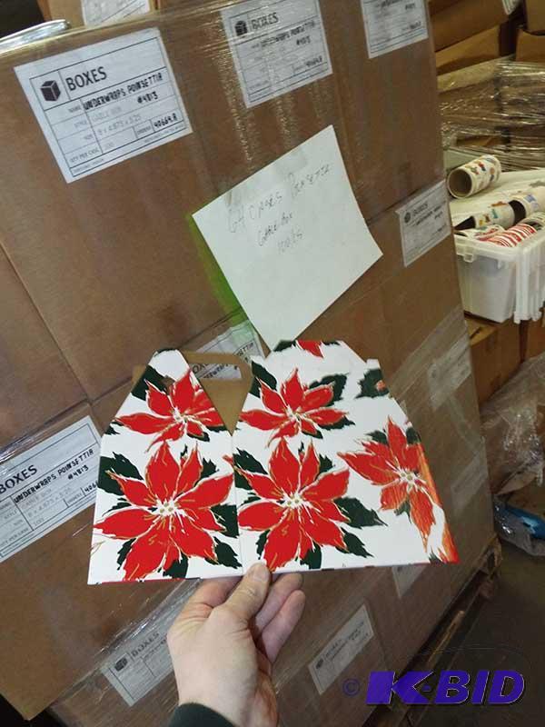Poinsettia Gable Boxes