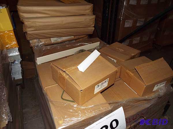 White Pillow Box