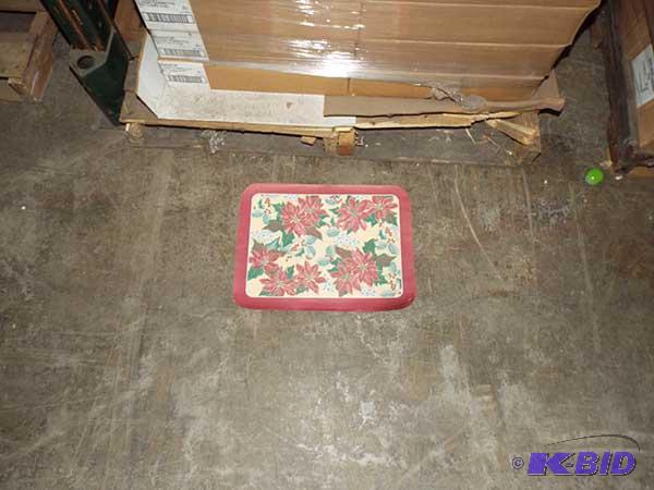 Poinsettia Tray Mat