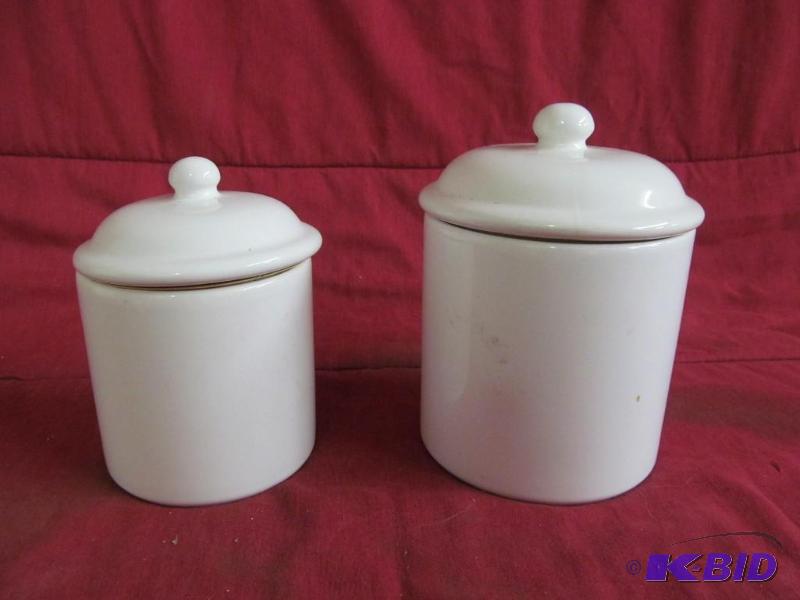 Canister