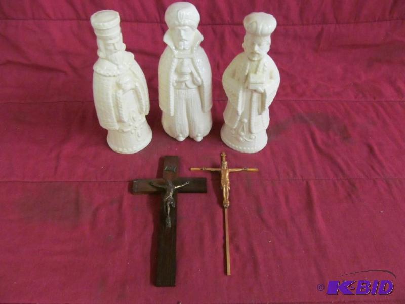 Figurines