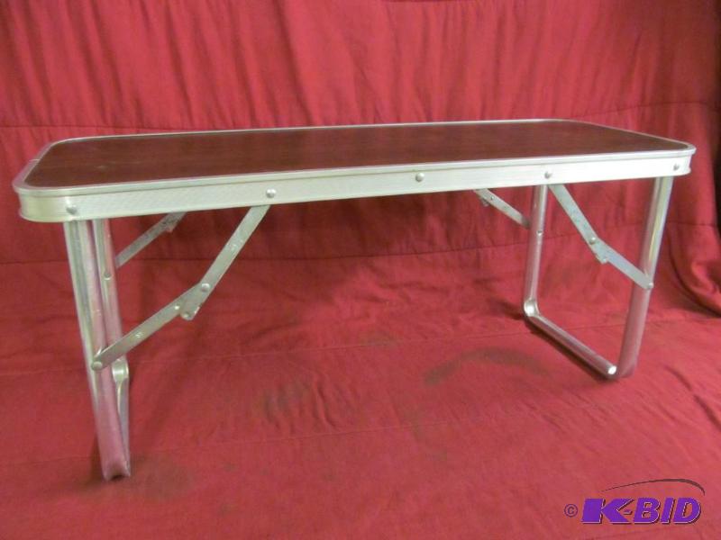 folding table
