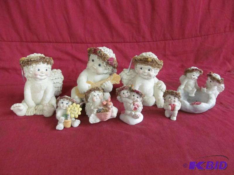 Figurines