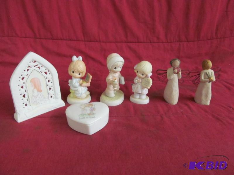 Figurines
