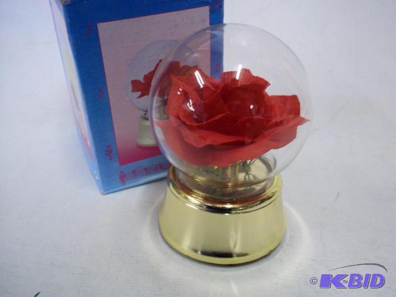 lot 15 image: Musical Rose Decor Globe...