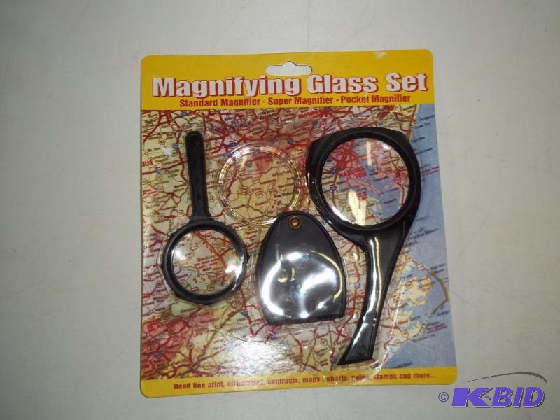 lot 37 image: New Magnifying Glass Set...