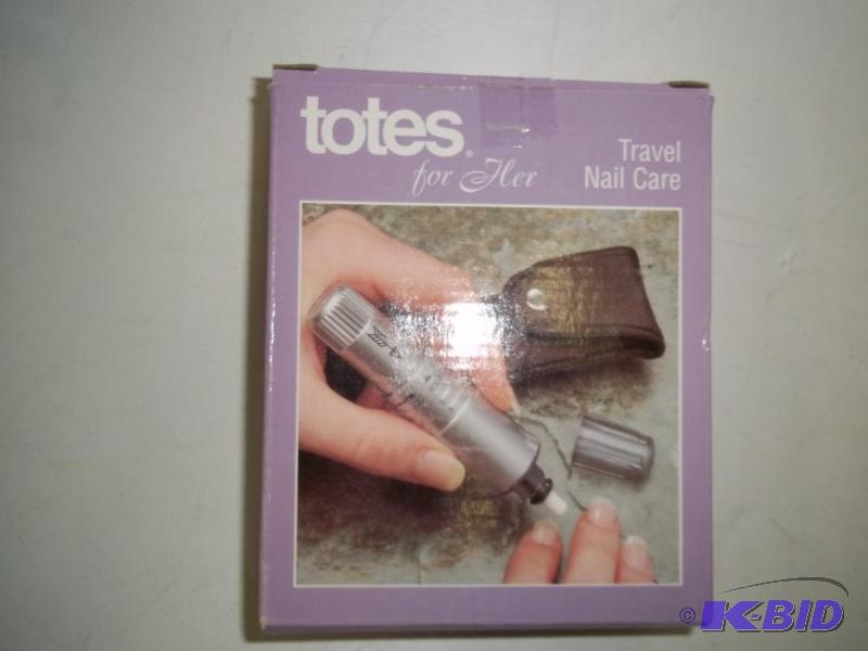 lot 67 image: Totes Travel Nail Care...