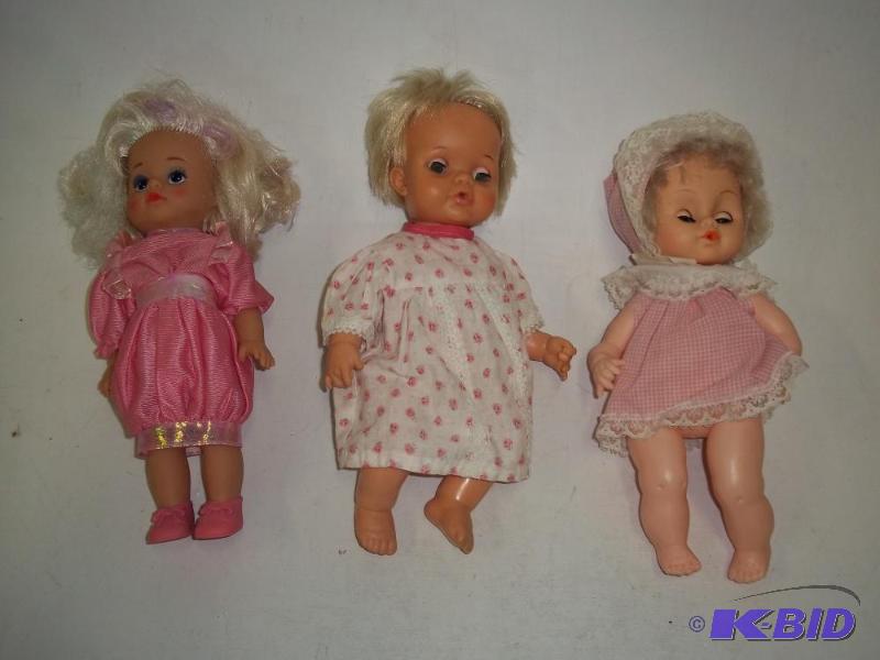 lot 77 image: 3 vintage dolls...