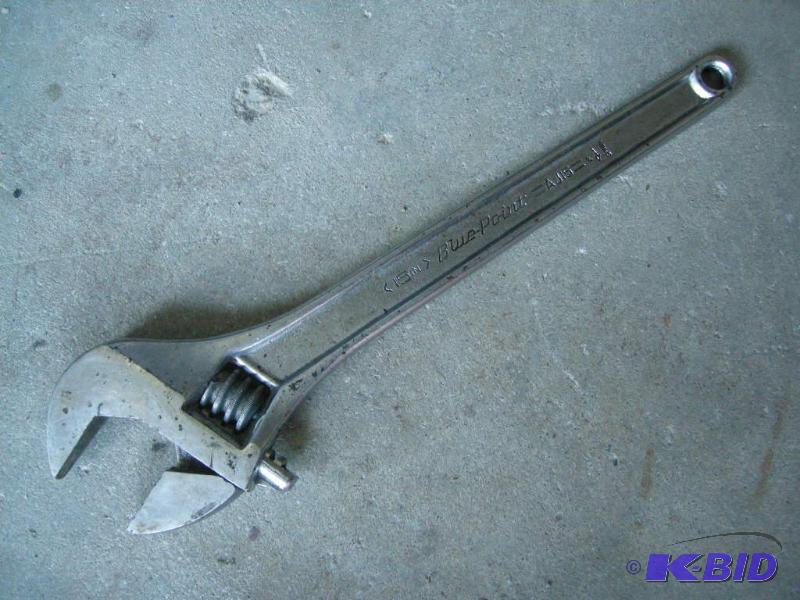 lot 15 image: Blue-Point wrench