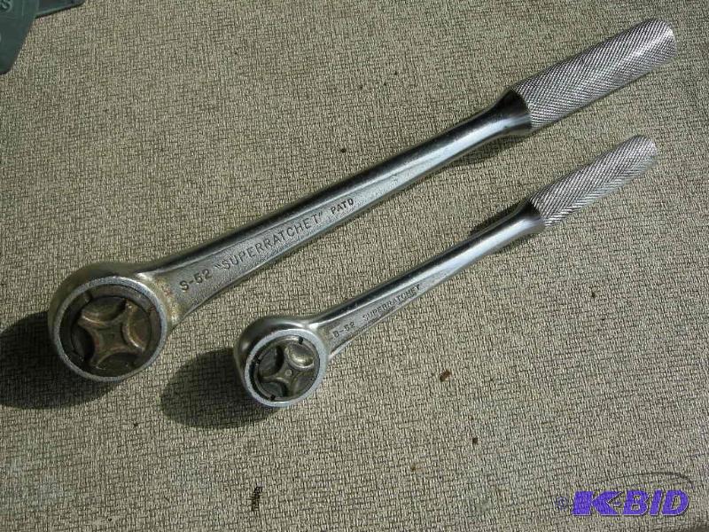 lot 61 image: 2 Williams Superratchets