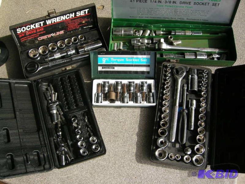 lot 62 image: Socket sets