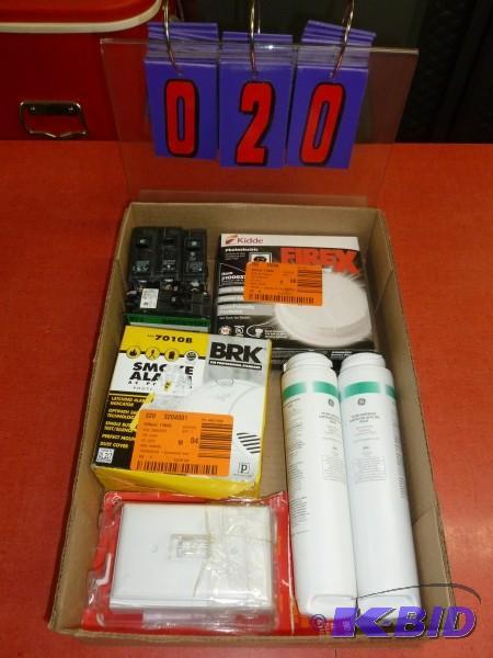 Flat of smoke detectors, water filter and ele...