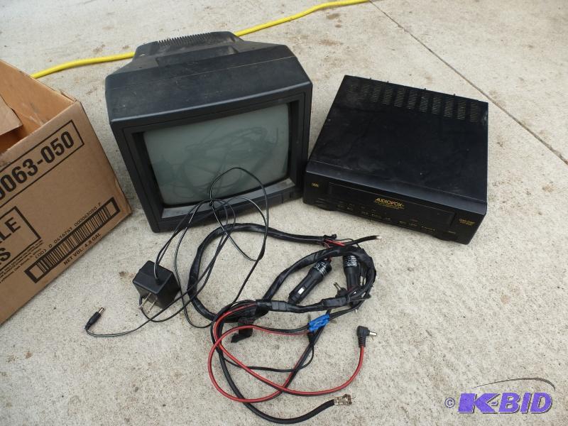 Audiovox&nbsp12V TV VHS system 12&quot TV...