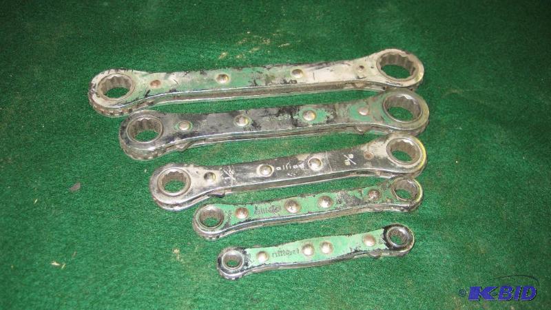 Set of Allied ratcheting wrenches...