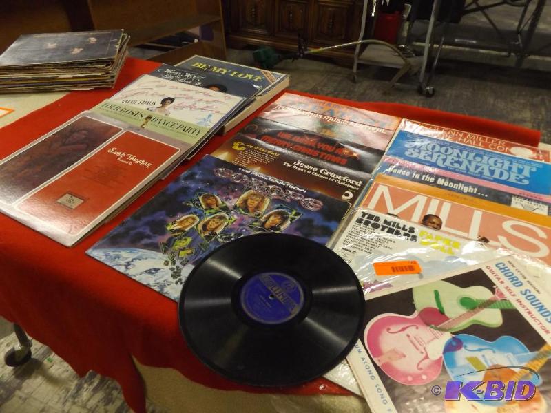 lot 102 image: Lot of Records, see pictures for titles...