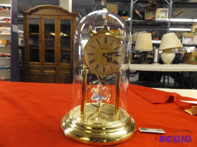 lot 125 image: Howard Miller Quartz Anniversary Clock...