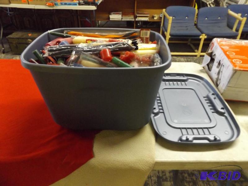 lot 197 image: Tote full of craft items and candles...