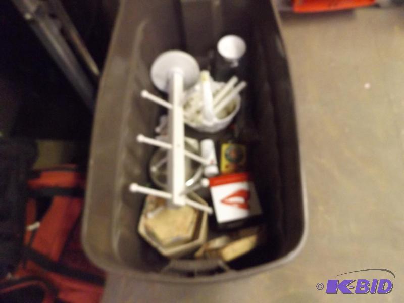 lot 216 image: tote with misc household items...