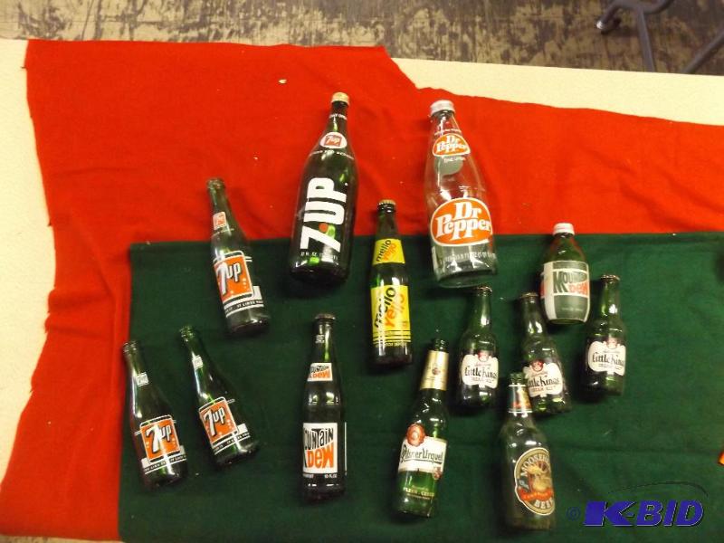 lot 254 image: Pop Bottle Collection, 7up, Mello Yello, Dr P...