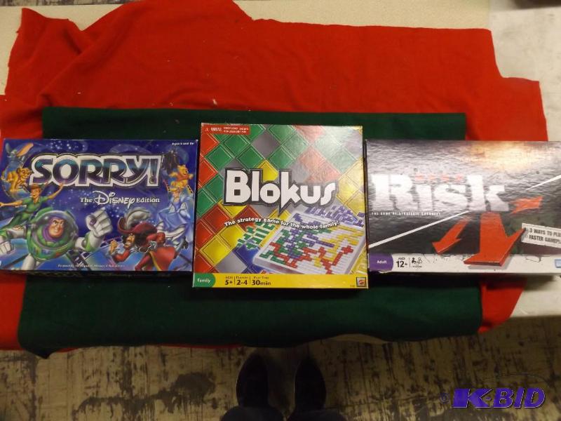 lot 62 image: Lot of three games, Sorry, Blokus and Risk...