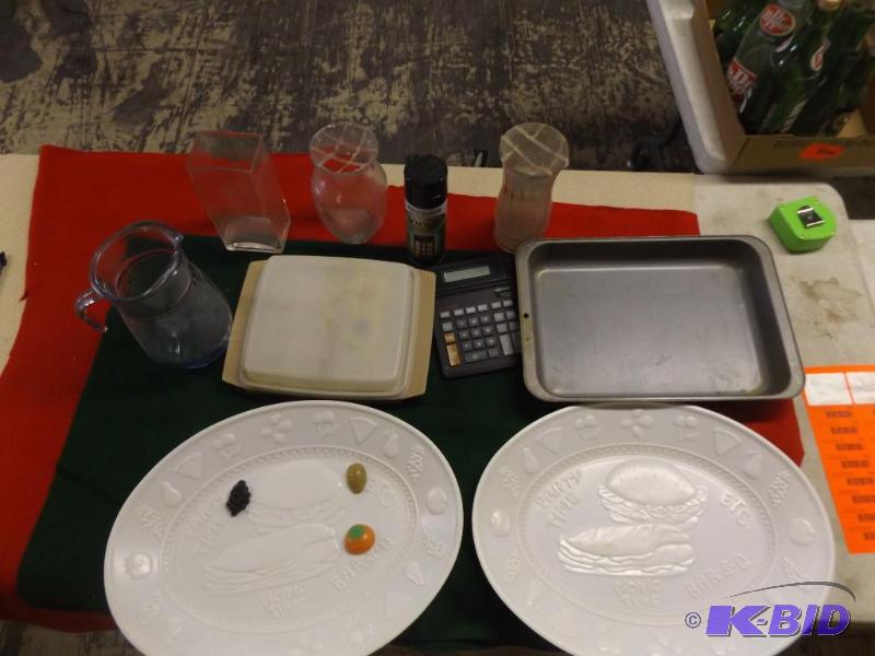 lot 66 image: Mixed lot of Vases, Decorative plates, cake p...