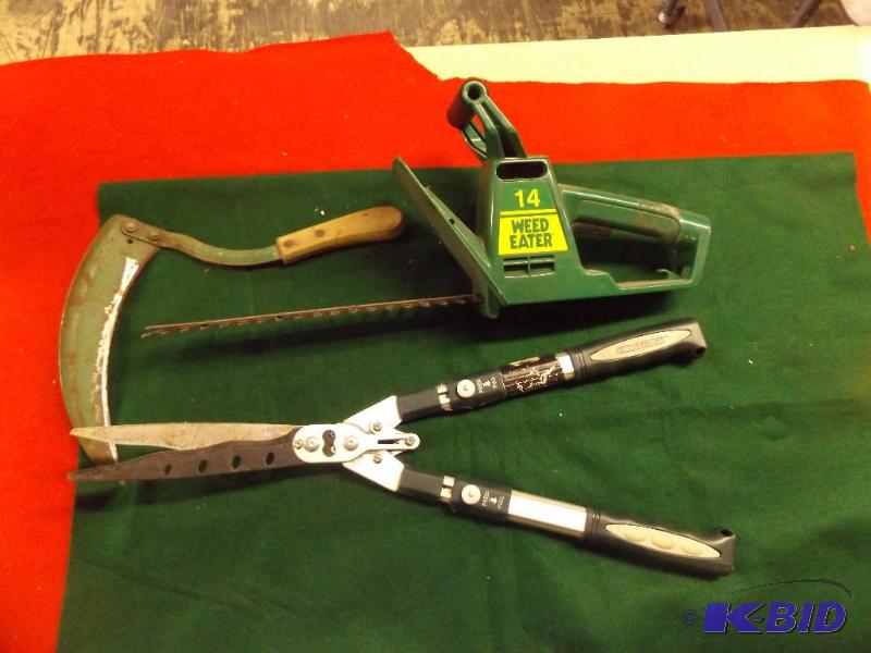 lot 68 image: Hedge trimmer, lopping sheers,sickle cutter &...