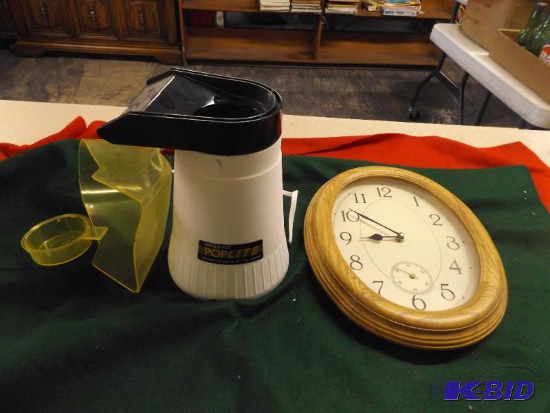 lot 80 image: PopLite Air Popper and clock...