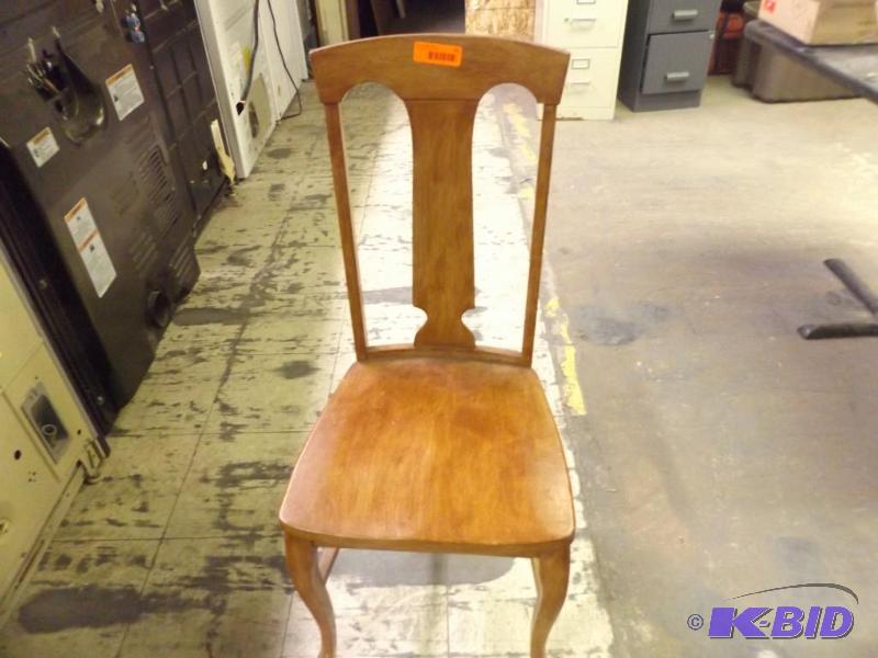 lot 92 image: Webster Mfg Co Chair...