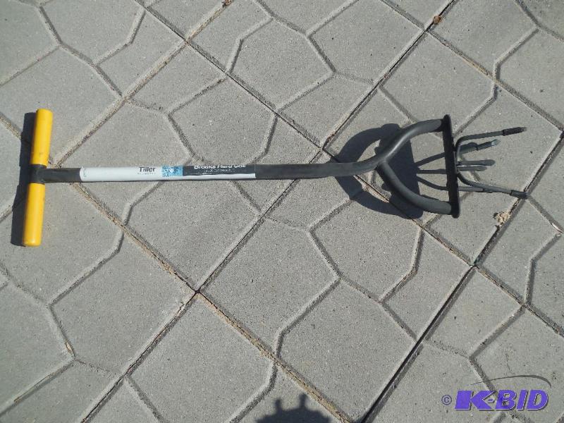 garden Hand Tiller
