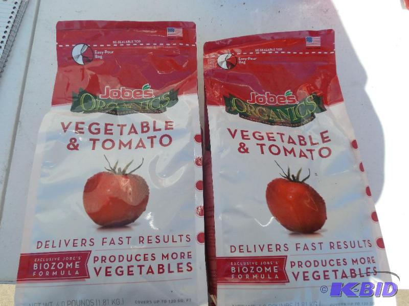 2 Bags of Jobes Organics Fertlizer for Vegetable Plants