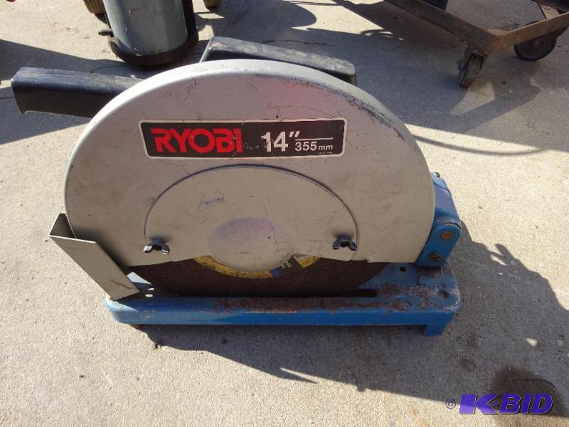 lot 21 image: Ryobi 14 358 mm Cut off saw