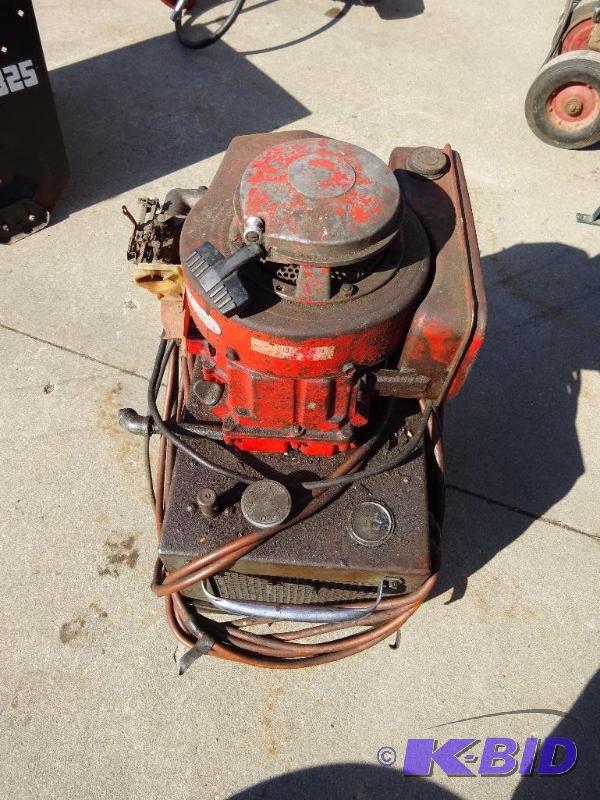 lot 22 image: Engine Starter
