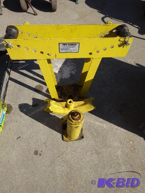 lot 25 image: Pipe bender
