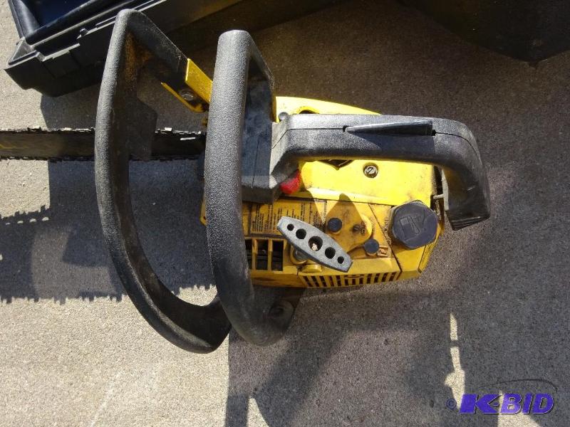 lot 39 image: McCulloch Chain Saw with case