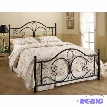 lot 29 image: Hillsdale Metal Headboard & Footboard - Full