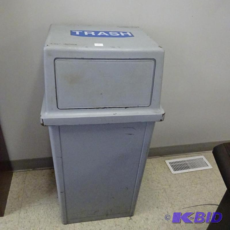 Waste Can with Removeable Top...