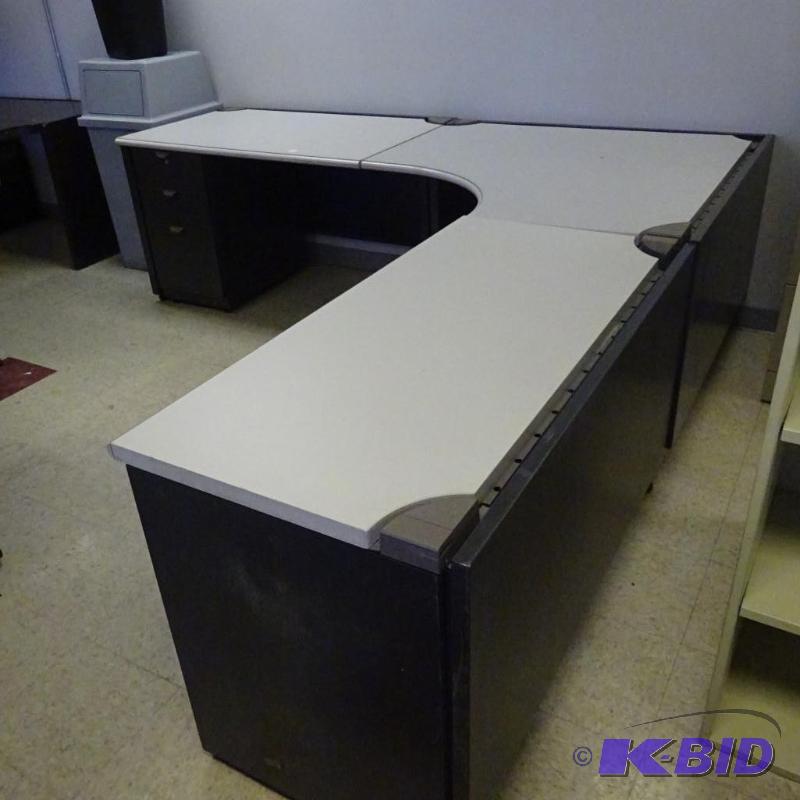 L Shaped Office Desk 3 Piece Metal Framed wit...