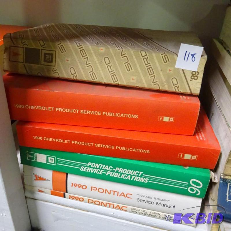 lot 118 image: Misc GM Repair Manuals...