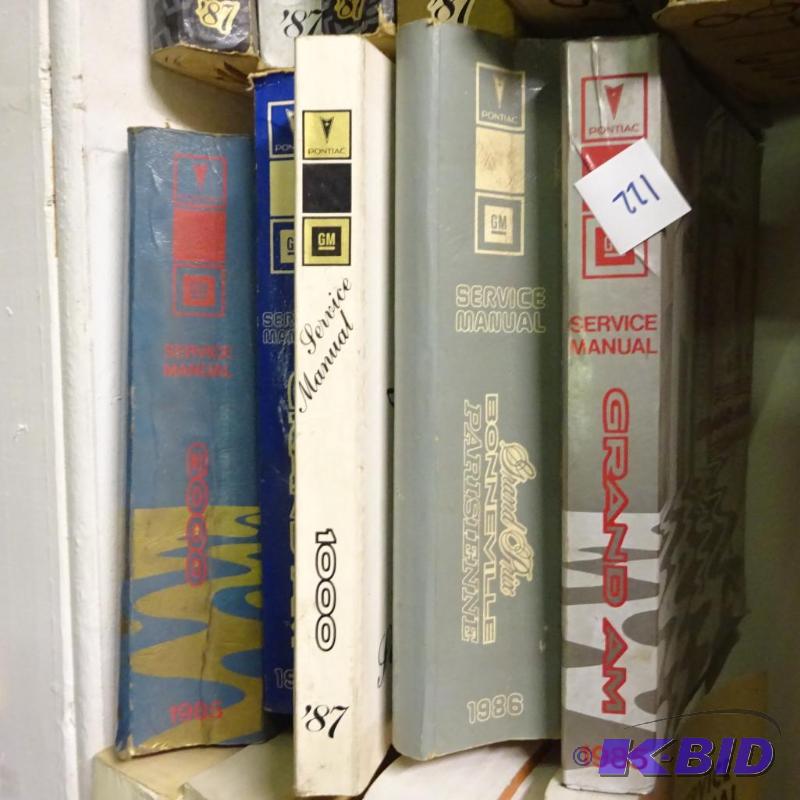 lot 122 image: Misc GM Repair Manuals...