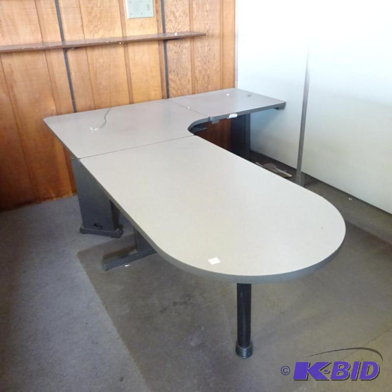 lot 152 image: L Shaped Office Desk 3 Piece Laminate Slide O...