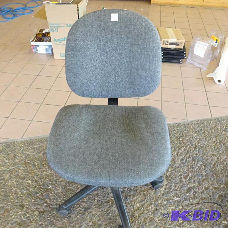lot 165 image: Office Chair on Wheels...