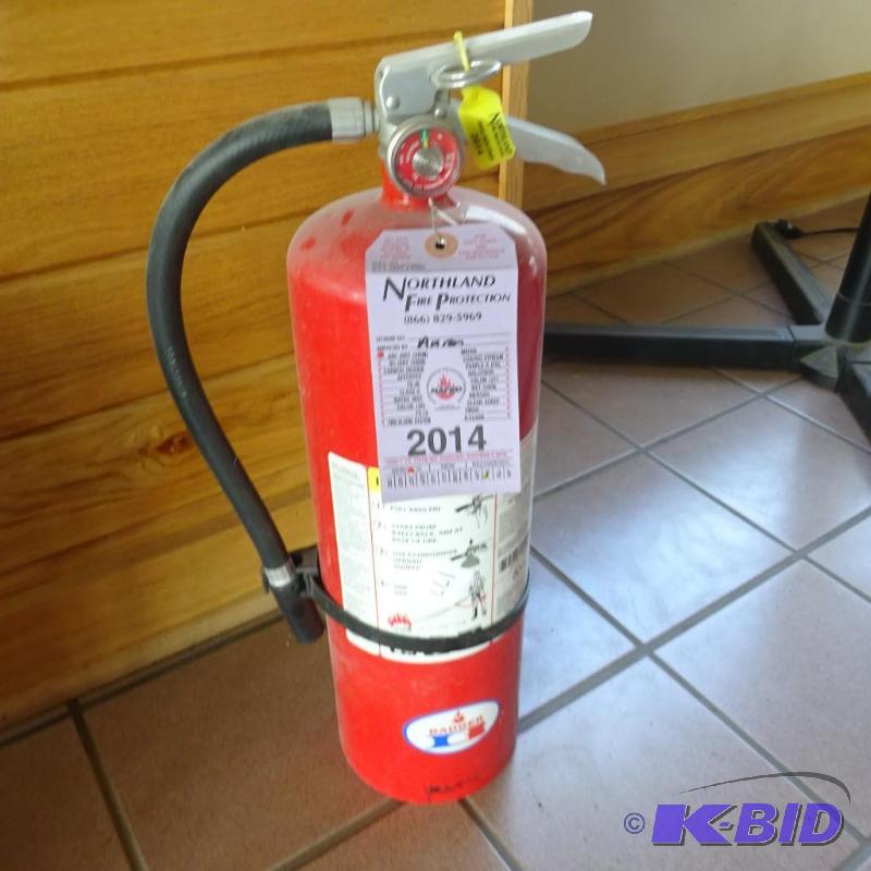 lot 177 image: Badger Fire Extinguisher16 lb. Fully Charged...