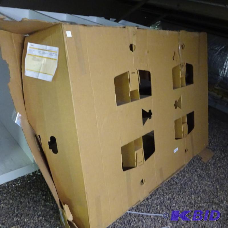 lot 2 image: Windshield GM # 20784512. Fits 2013 Corvette...