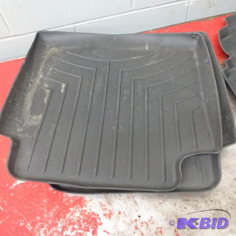 lot 208 image: 2013-2015 Buick Lacrosse 2nd Row Weather Tech...