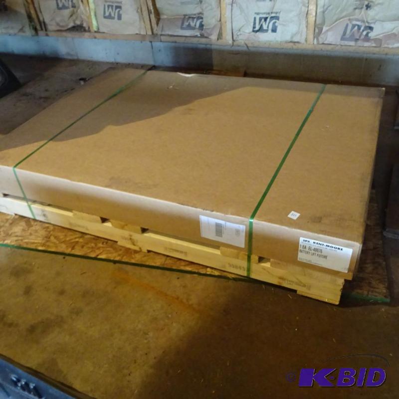 lot 223 image: Kent Moore Chevy Volt Battery Lift Fixture Br...