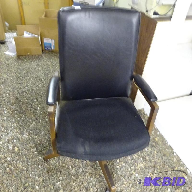 lot 26 image: Office Chair on Wheels...