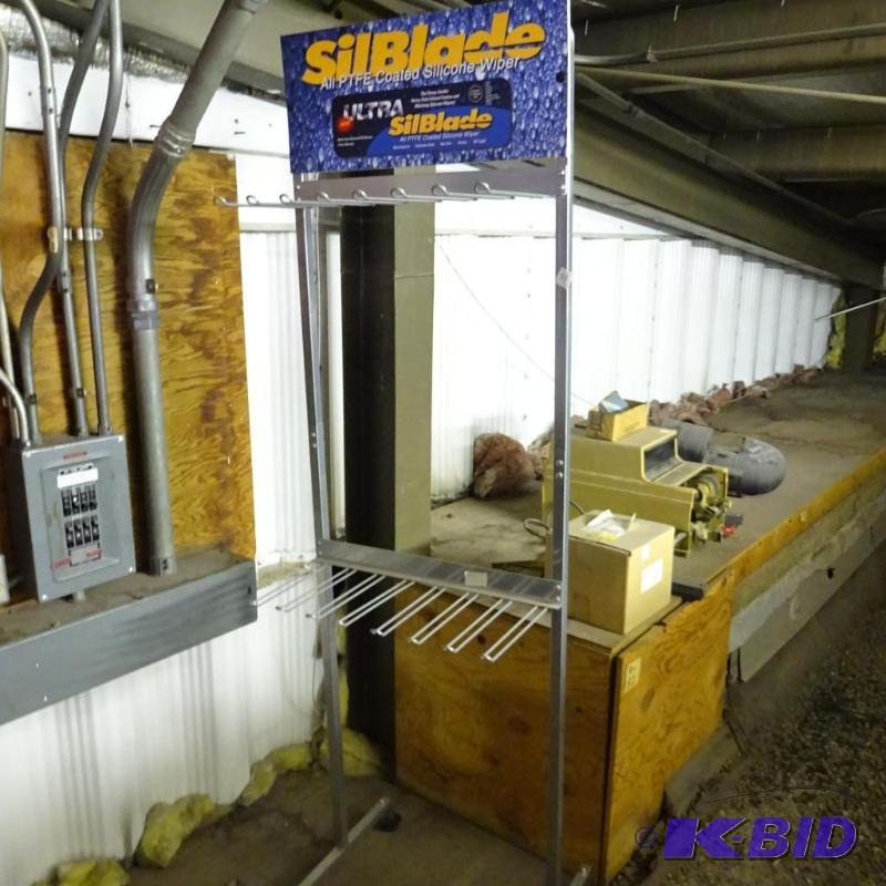 lot 57 image: Metal Display Rack for Wiper Blades. 24 X 22 ...